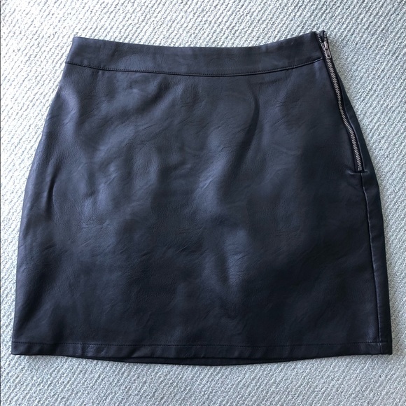 Cotton On Women’s Black Pleather Mini Skirt, Size 8 /S, Vegan Leather, New - Picture 5 of 6